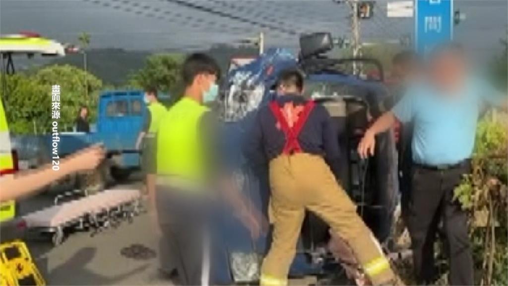 這一物保命! 貨車與轎車擦撞翻覆 駕駛命大僅輕傷