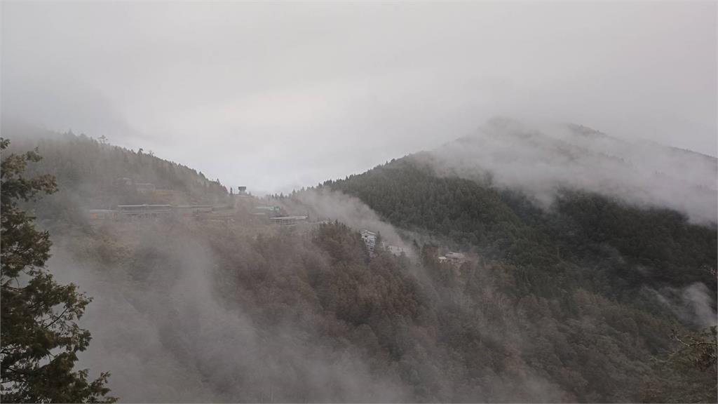 快新聞/氣溫下探0度未飄雪 宜蘭太平山「日出美景」曝光