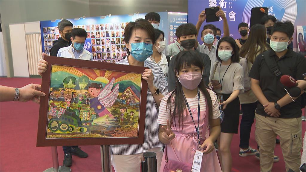 二創宣傳片陳時中態度反覆？　黃珊珊：政治人物要更有包容性