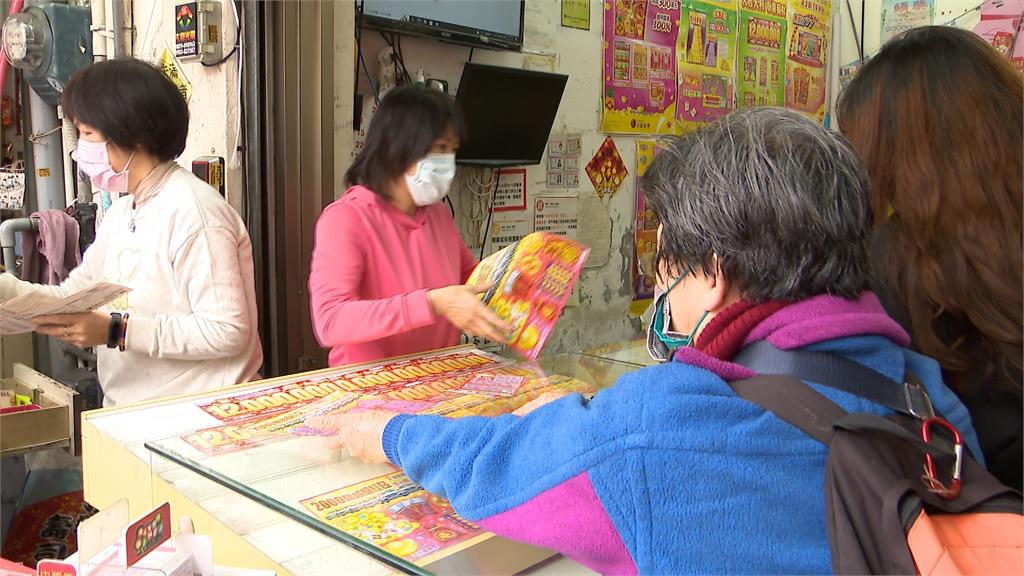 竹北吊車大王豪砸250萬買刮刮樂 號召親友來刮「最大獎」曝光