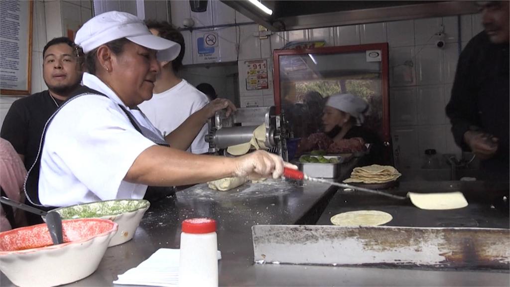 墨西哥超小Taco店！　簡單美味獲米其林一星榮耀