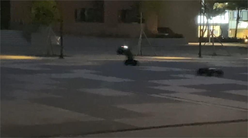 新竹孔廟廣場遙控車炫技亂衝 安全隱憂!市府:無法可罰