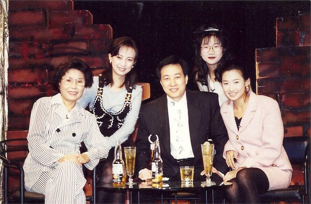 郭昱晴曬珍貴舊照!陶晶瑩「30年前青澀樣」曝光 本人大喊:跟鬼一樣