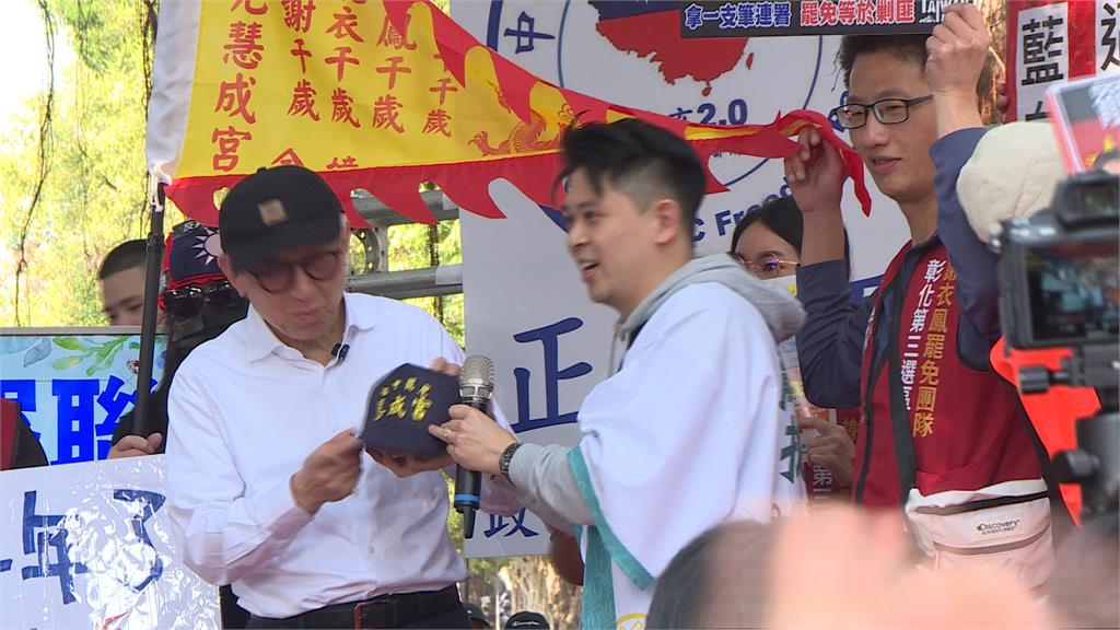 台中罷團大造勢拚二階連署 曹興誠、八炯現身助陣