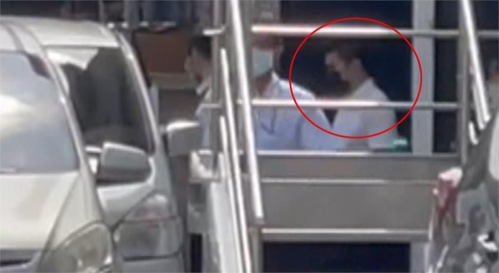 台版無間道? 高階警中美人計? 愛上女前董座淪臥底