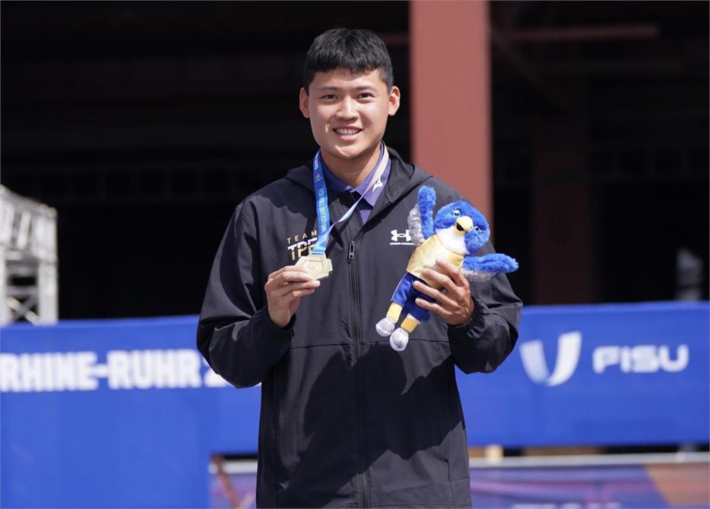 世大運(影)/準啦!湯智鈞加射10分箭射落中國選手!奪台灣睽違20年金牌