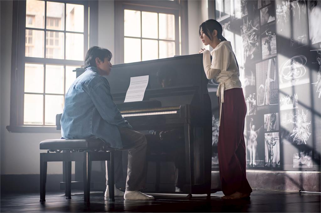 邵雨薇苦戀十八年!《啵me之我的青春住了鬼》真愛如鬼、虐戀穿越生死