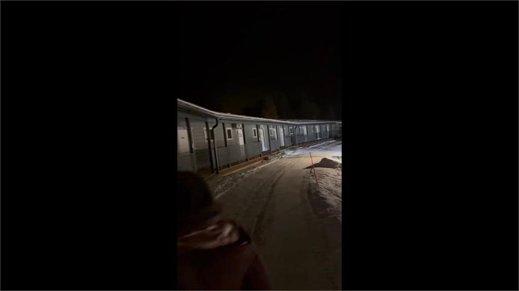 一家人砸60萬北歐追極光 遭導遊「偷換房」被迫睡工寮