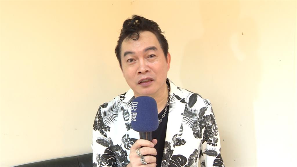 《超夜》詹老師驚傳病逝「澎恰恰哀悼RIP」！康康曝「曾說要休息」：沒想到走了