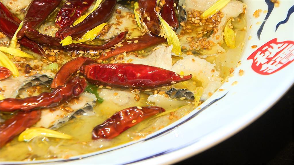 餐飲門外漢靠「酸菜魚」年賺破10億 鎖定週日上午11點決策者