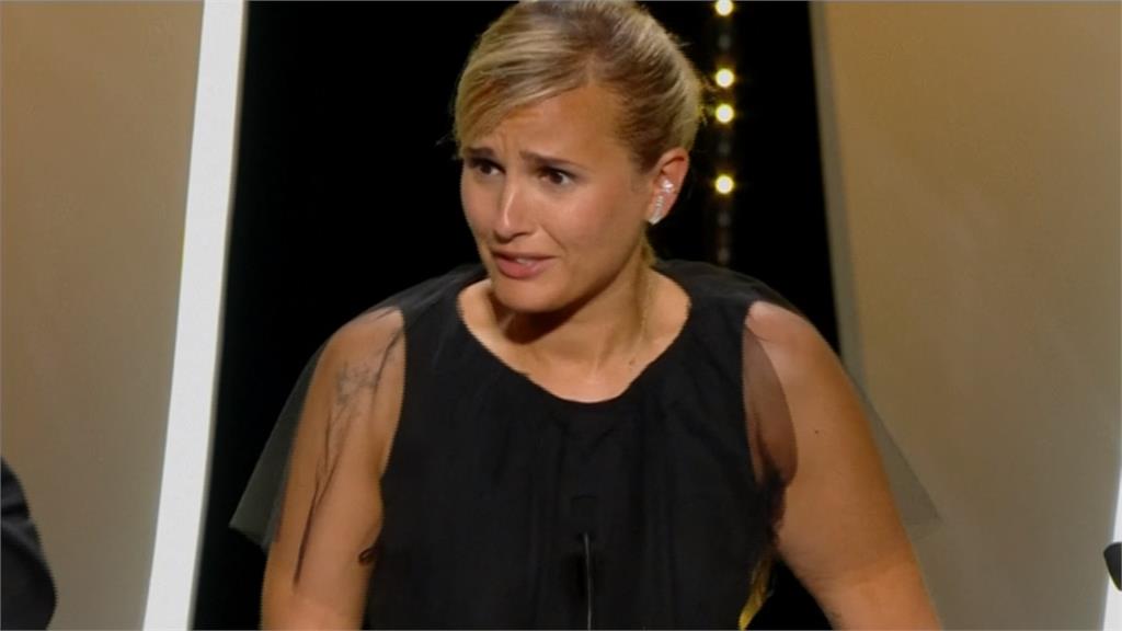 坎城影展史上第2位女導演　法國女導演執導《鈦》奪金棕櫚獎