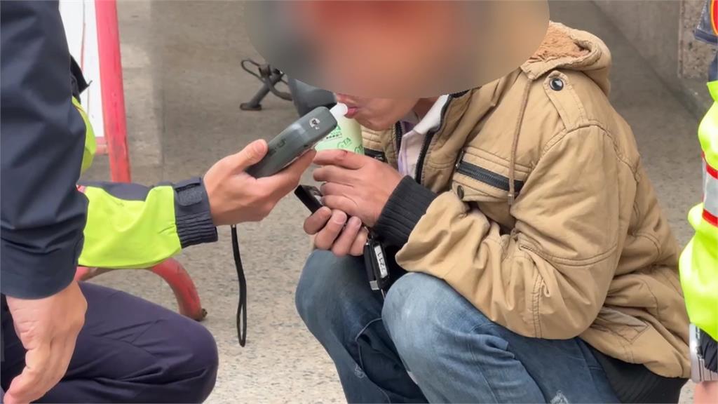 駕駛酒駕暴衝進停業診所　酒測值0.89超誇張！