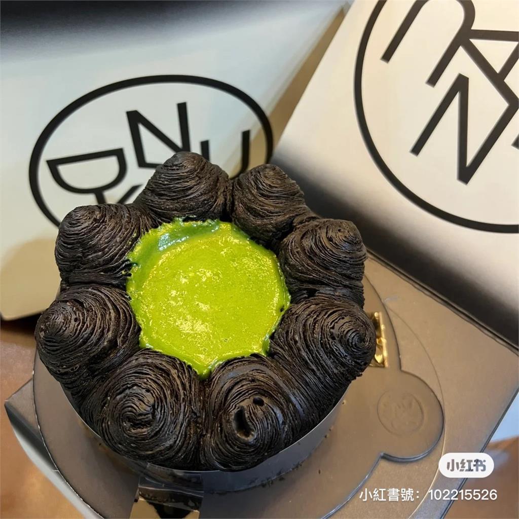 超迷你可頌「和指甲一樣大」4顆要價87元 中國網友全搖頭:實在太坑