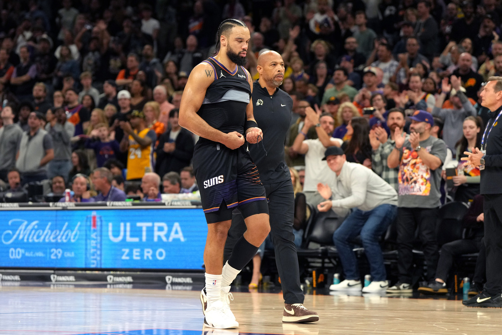 NBA(影)/千萬別亂戳熊!布魯克斯惹惱詹皇關鍵罰球外加火鍋險勝太陽