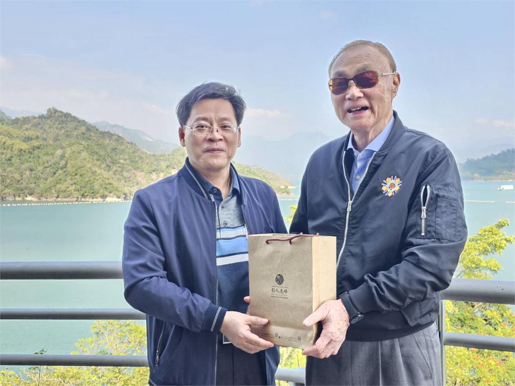 輔導會主委馮世寬關切彰化農場嘉義分場發展 親自走訪「曾文水庫藍色公路」
