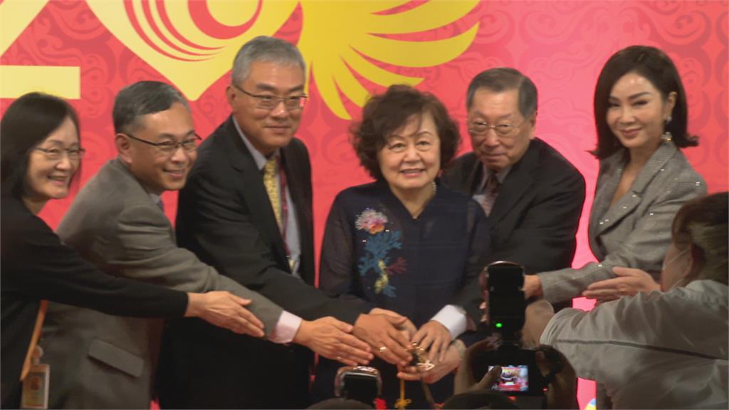 國內最大經紀公司 鳳凰藝能20年感恩會眾星雲集