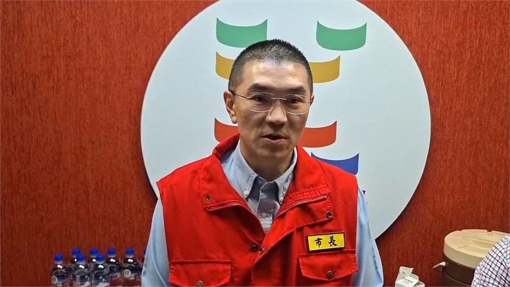 謝國樑批童子瑋「行政不中立」　遭反酸「小愛爸爸」客運播四年
