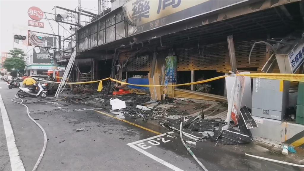 嘉義便當店大火延燒10店　咖啡店、排骨店被波及