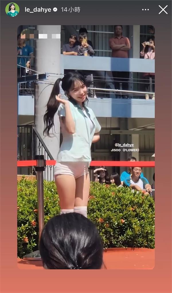 李多慧突現身「高中校慶熱舞」!中空超辣look「近距離互動」學生嗨翻
