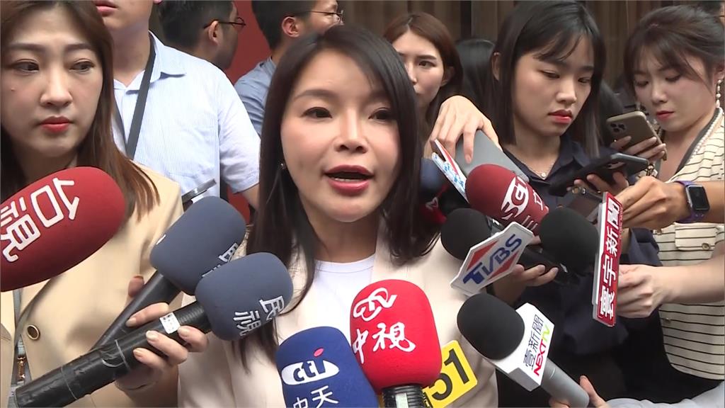 前雲林縣長張榮味住家「遭噴不雅字」 女兒張嘉郡說話了