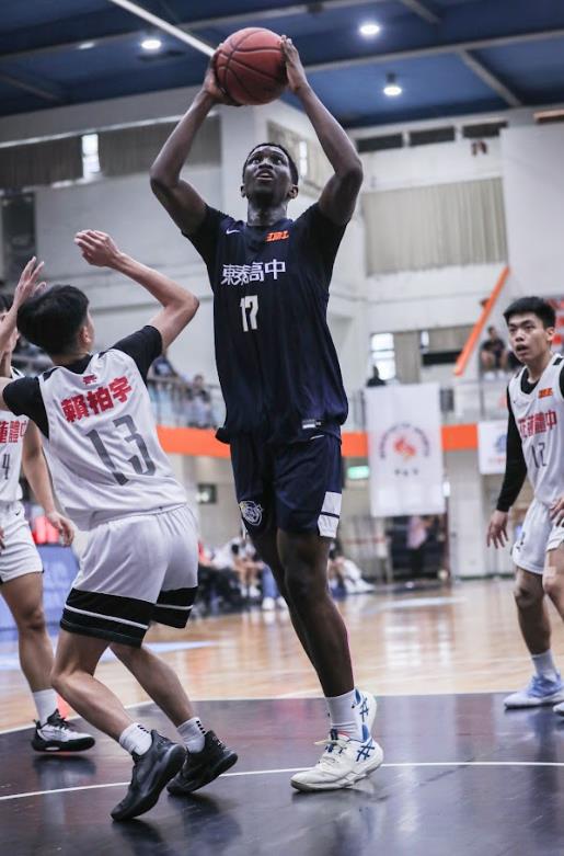 HBL(影)／東泰高中及光復高中分組2連勝！　攜手挺進HBL12強複賽