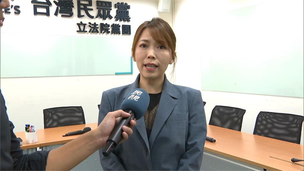 大罷免失利蔡賴蕭合影打氣 陳智菡開酸遭網友嗆爆