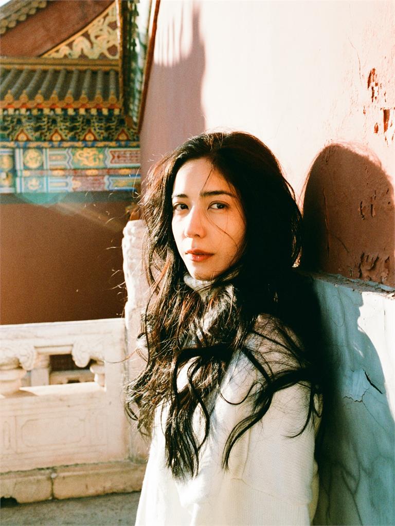 混血女星「子宮頸病變」2次動手術!暴肥6公斤給自己「頹廢期」重新站起