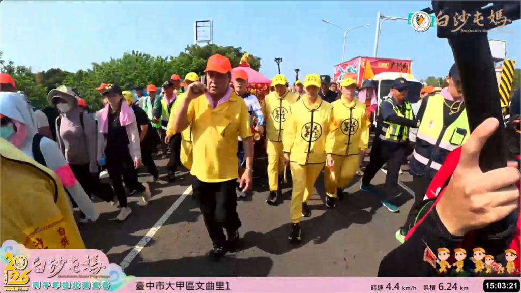 白沙屯媽祖首日震撼畫面曝光!母重昏迷「兒1舉動」驚見好轉…他狂喜5年徒步還願