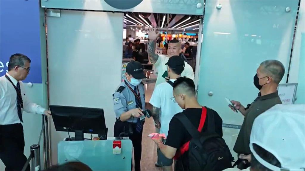 館長砸200萬飛深圳「盼抖內回本」！離台前吐「台灣人很可憐」背後原因曝