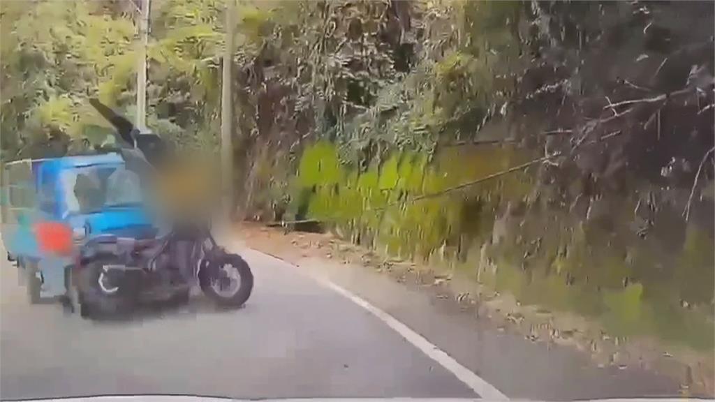 重機遊福壽山遭迎面撞飛! 駕駛肇逃疑為"非法移工"