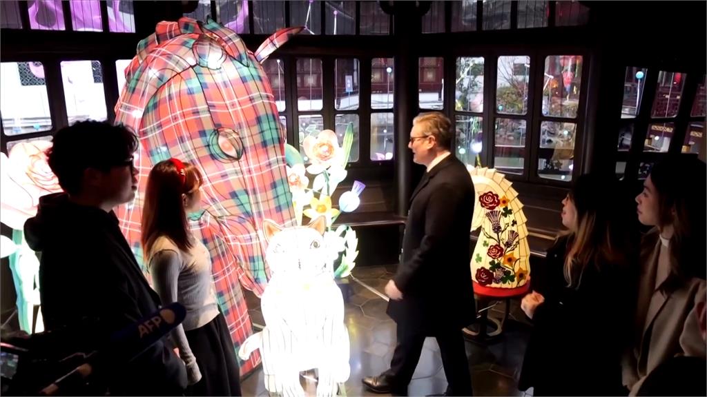 施凱爾訪中參觀上海豫園　川普警告英、加「跟中國做生意危險」