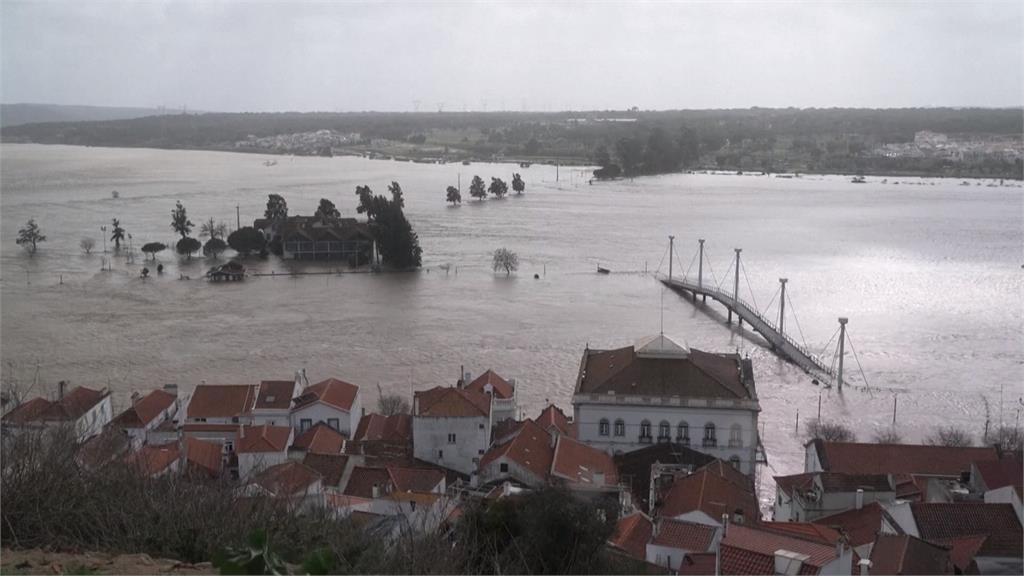 風暴「李奧納多」襲歐洲釀災！　葡西淹大水　德國雪封陸空中斷