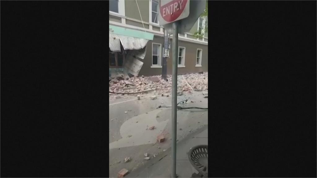 澳洲規模6.0地震狂晃20秒　馬路滿地破碎瓦礫