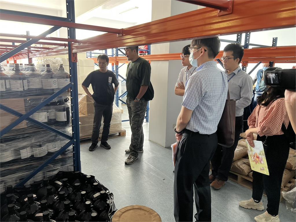 快新聞／環檢警合作查獲新竹化學廠違法清洗廢容器，4人遭檢方起訴