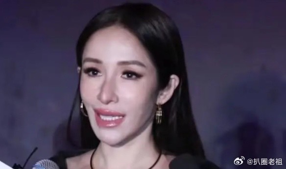 李玟遭《好聲音》報復重摔舞台!蕭亞軒哽咽回應了 李玟遭《好聲音》報復重摔舞台!好姊妹蕭亞軒露面哽咽回應了