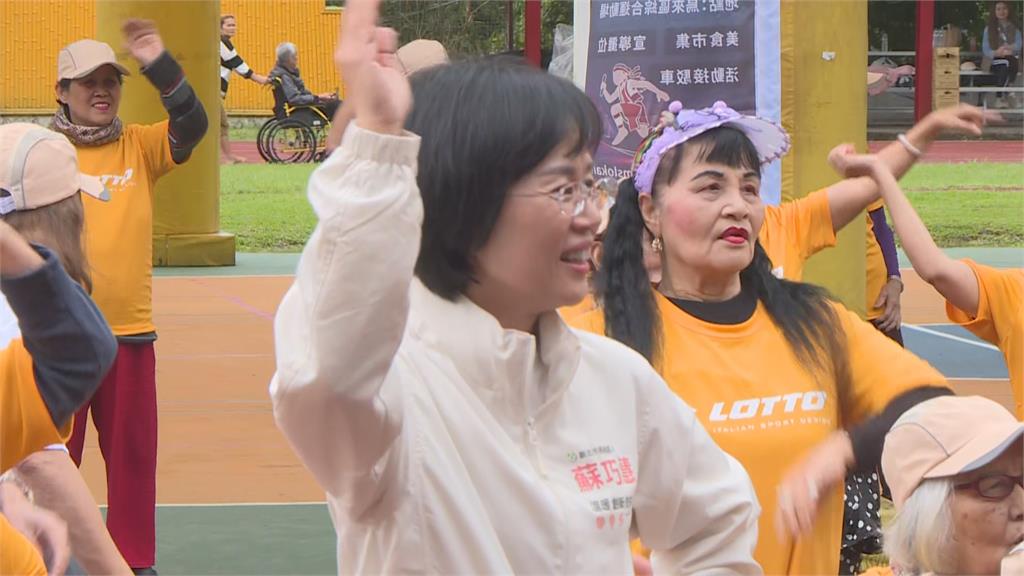 快新聞／蘇巧慧好累！熱身操