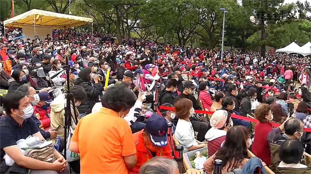 上萬韓粉湧入見面會!韓國瑜親曝新身分 接任慈善基金會董事長