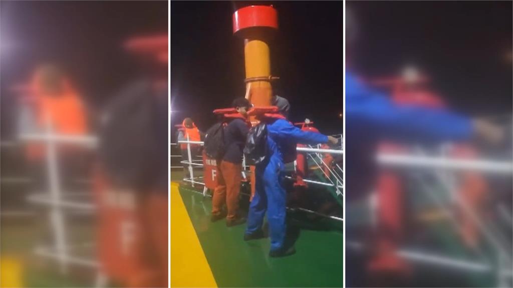 巴拿馬籍油輪台中外海擱淺 14人獲救1人落海失蹤