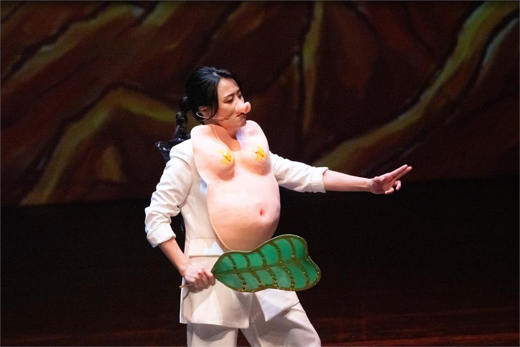 王傳一新竹場提愧對女兒當眾哽咽 女兒台下應援”爸爸加油”