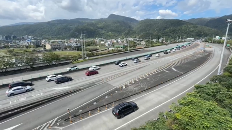 連賓士都向他取經!宜蘭黑手變車用燈飾大王 中國零件3年就沒利潤,要跑得更快