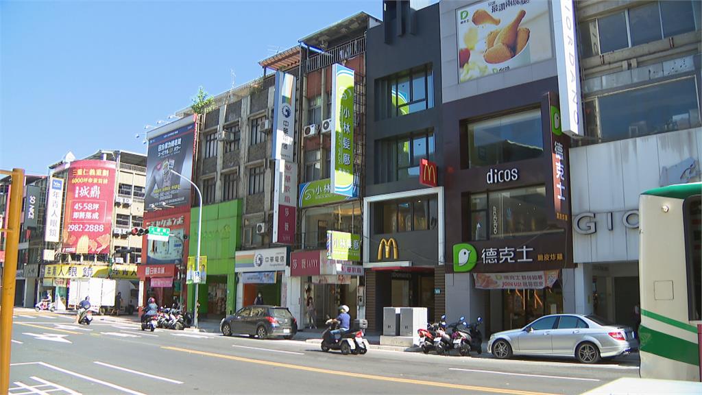土地分區管制規則維護居住品質 麥當勞店面改裝座位區減半