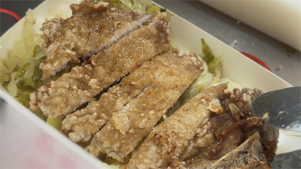 月底救星！台南便當店「百元有找」　高雄排骨飯佛心賣65元