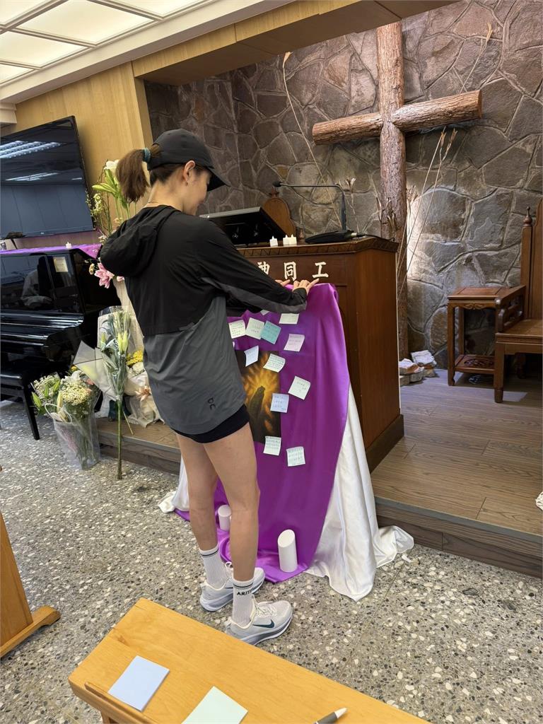 不甩蔡正元翻大尺度廣告 賈永婕霸氣反擊PO義光教會照