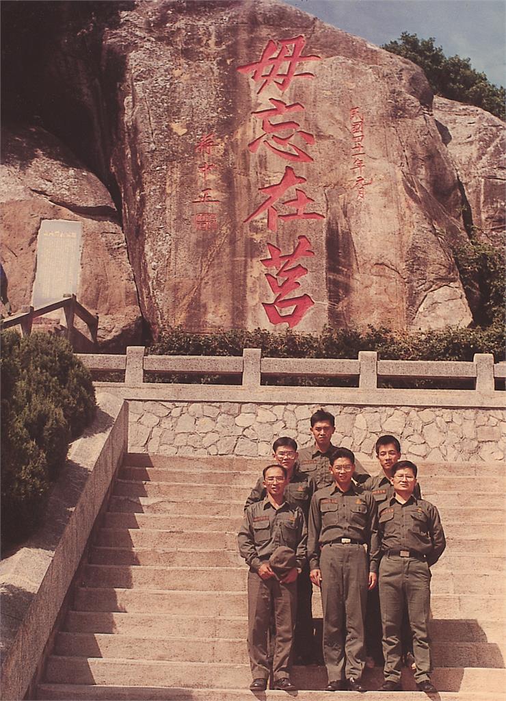 賴清德上節目自曝金門當兵照! 強調和平一定要靠實力