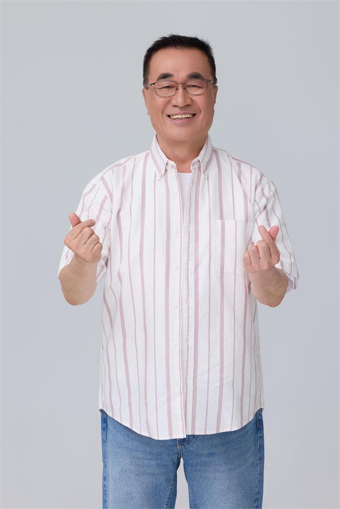 李四川選舉造型是「他」做的！本人點名沈伯洋「下個想挑戰做他」