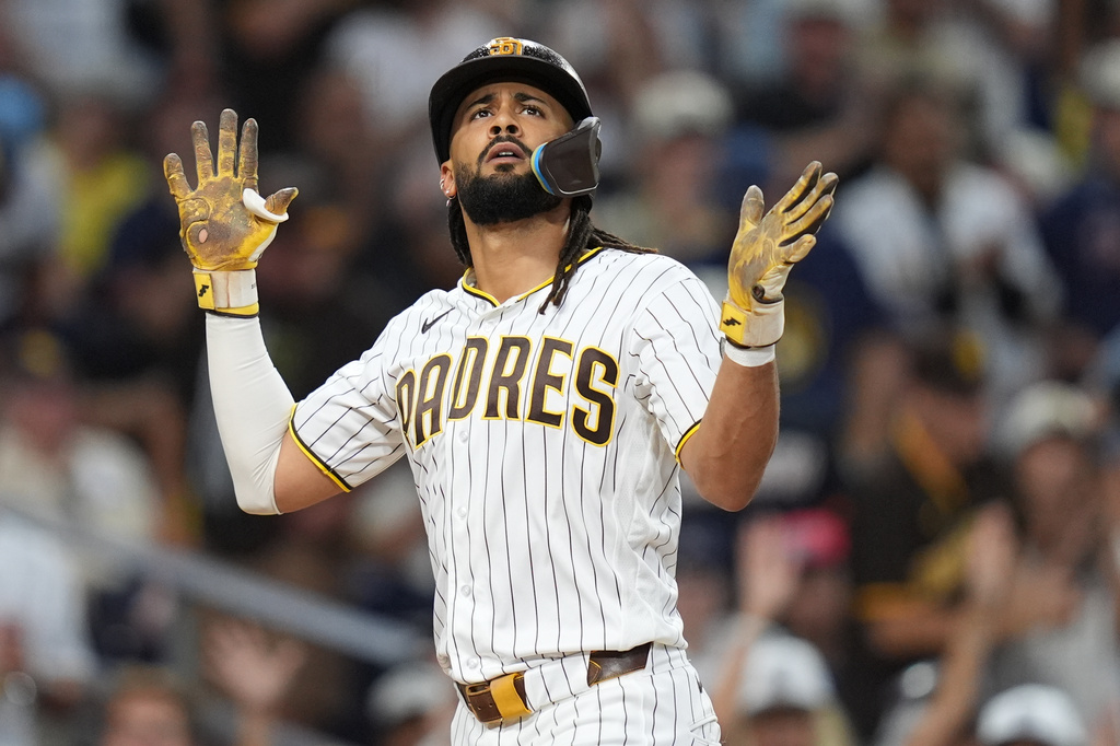 MLB(影)/小大帝士第164轟超越55年傳奇!教士隊史排名僅次馬查多