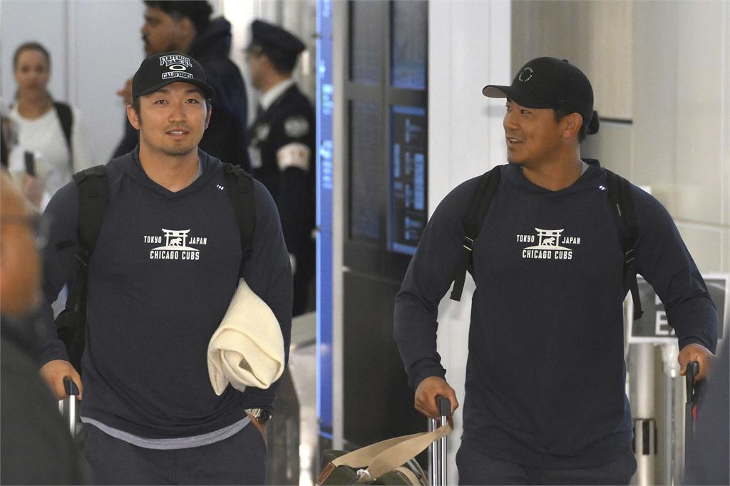 MLB(影)／鈴木誠也手持武士刀進行打擊訓練！「一刀流」精準將球斬成兩半驚呆球迷