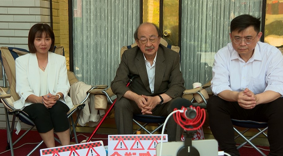 不滿藍白偷襲!綠黨團衝院長室找韓國瑜撲空 吳思瑤:協尋翹班院長