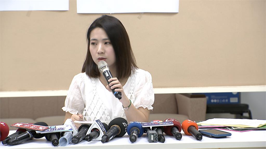 藍白急切割「Linbay好油」 綠要朱立倫下台、侯友宜道歉