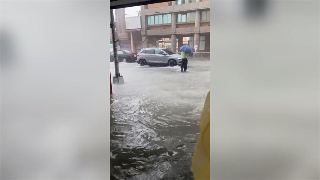 鹿港淹成河!大樓車庫變水庫 居民苦笑:來不及救
